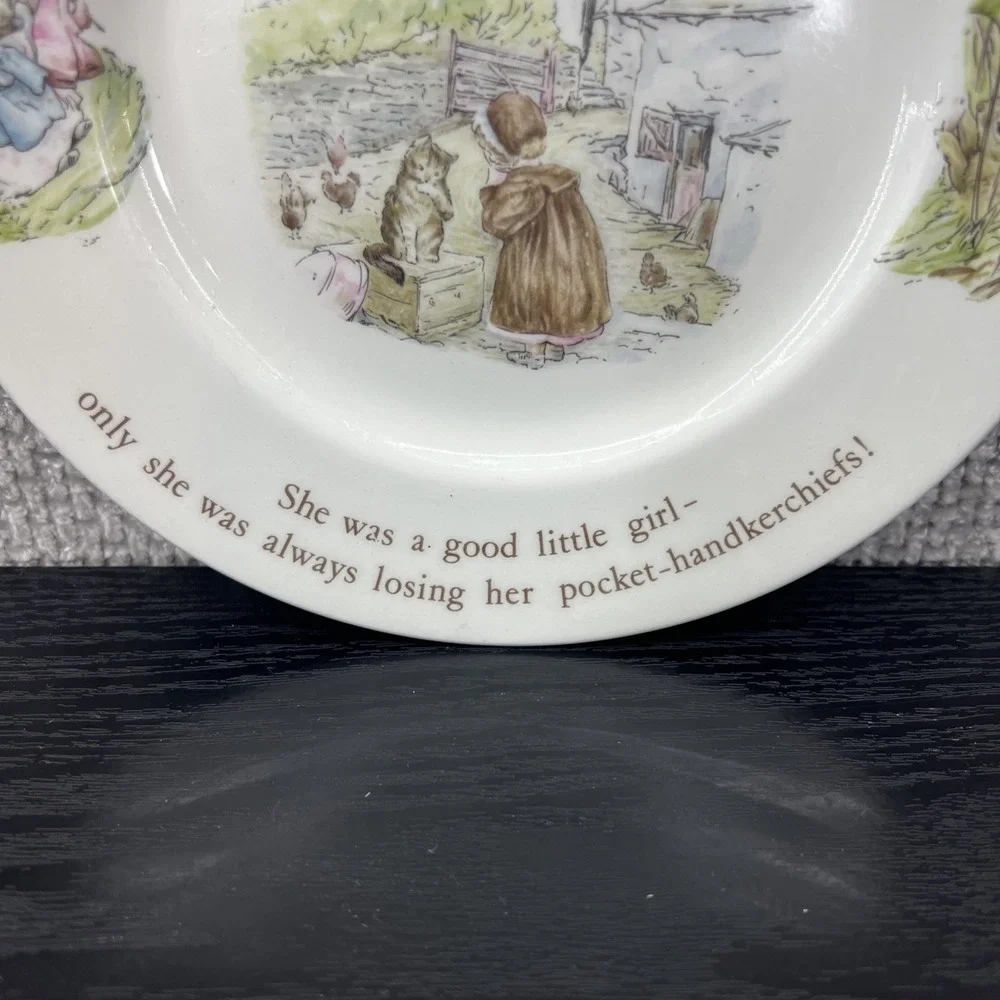 Wedgwood Plate Kids 7in White Excellent Mrs‎ Tiggy-Winkle Beatrix Potter England